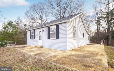 23581 Hidden View Ln, Hollywood, MD 20636 - photo 2