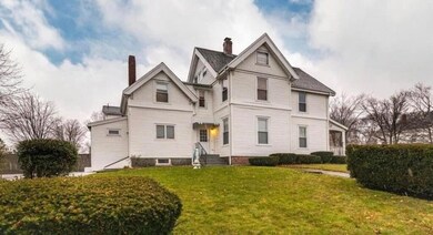 16 Otis St unit 1, Wakefield, MA 01880 - photo 3