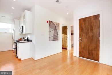 2360 Champlain St NW unit 4.3, Washington, DC 20009 - photo 5