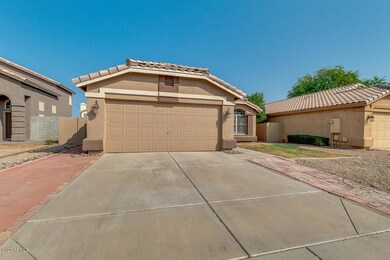 862 E Constitution Dr, Chandler, AZ 85225 - photo 2