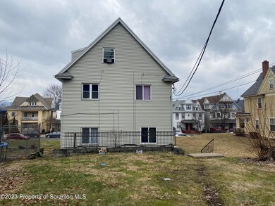 812 Quincy Ave, Scranton, PA 18510 - photo 4