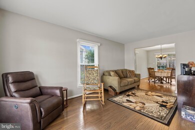 409 Powhatan Ct unit 87, Stafford, VA 22556 - photo 3