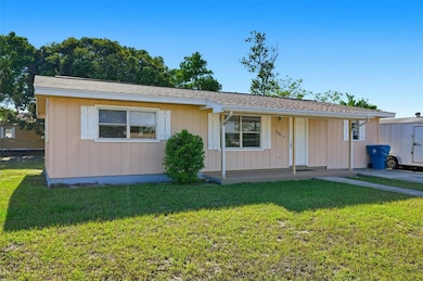 9248 Chase St, Spring Hill, FL 34606 - photo 4