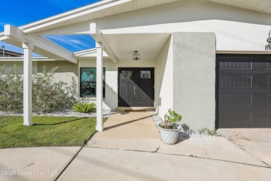 5-Frontdoor-Cardinal Rd-005
