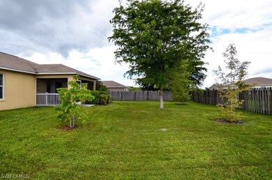 207 Mossrosse St, Fort Myers, FL 33913 - photo 7
