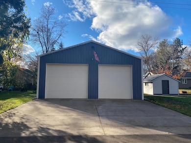 202 E Rutherford St, Ogilvie, MN 56358 - photo 7