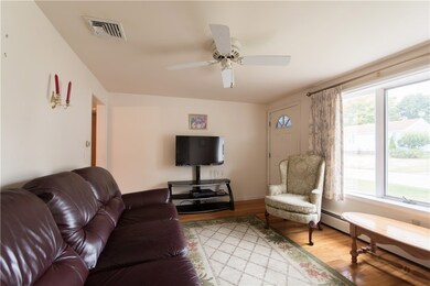 18 Violet Ct, Bristol, RI 02809 - photo 6