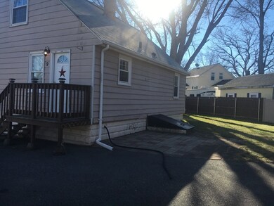 9 Arlington Ave, Westport, MA 02790 - photo 4