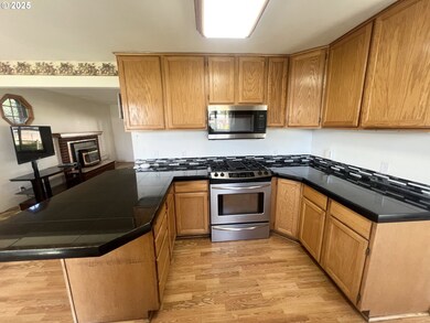 1431 Progress Loop, La Grande, OR 97850 - photo 6