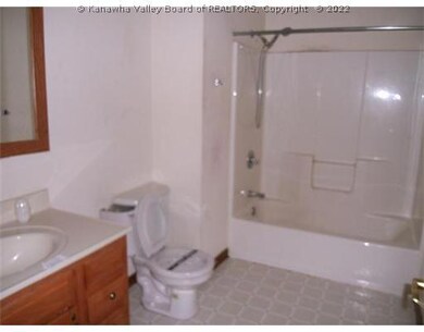 Master Bath/Spa.
