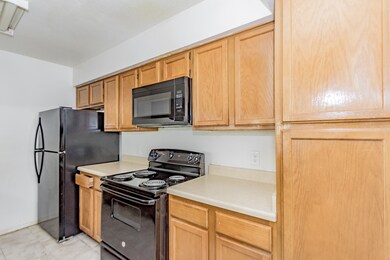 7313 Gulf Fwy unit 907, Houston, TX 77017 - photo 7