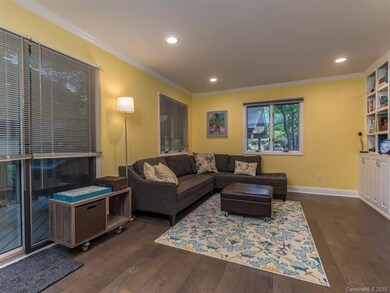 12 x 13.2 Den with Built-ins and 54