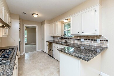 2603 Adams St, Alvin, TX 77511 - photo 3