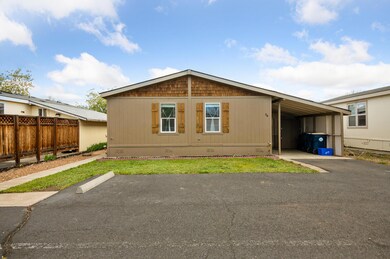 1201 SW 28th St unit 35, Redmond, OR 97756 - photo 3