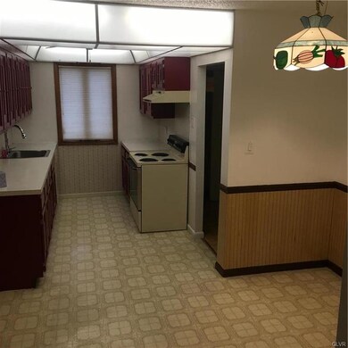 971 Village Round unit H, Allentown, PA 18106 - photo 3