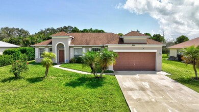 1933 SW Hampshire Ln, Port Saint Lucie, FL 34953 - photo 3