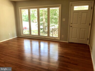 13212 Turkey Branch Pkwy, Rockville, MD 20853 - photo 3