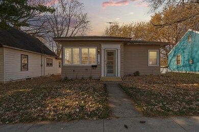 611 Ulstad Ave, Albert Lea, MN 56007 - photo 3
