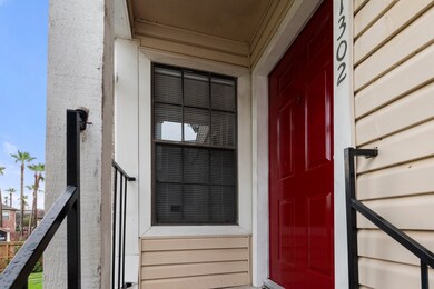 2750 Holly Hall St unit 1302, Houston, TX 77054 - photo 3