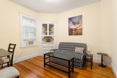 70 Line St unit B, Somerville, MA 02143 - photo 4