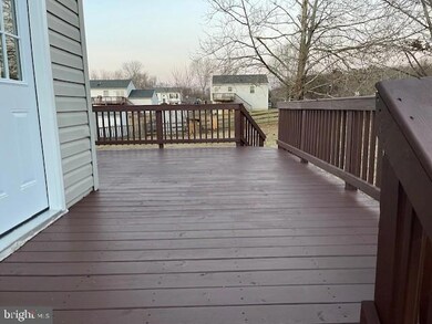 10701 White Pine Ln unit 101, Fredericksburg, VA 22407 - photo 3