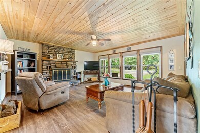 9 Brentwood Dr, Bella Vista, AR 72715 - photo 3