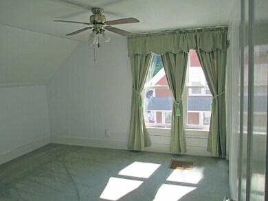 7 Laurel Ave, Bellows Falls, VT 05101 - photo 5