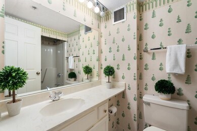 250 Hammond Pond Pkwy unit 1110, Chestnut Hill, MA 02467 - photo 6