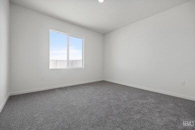 8017 Ita Palm Way, Bakersfield, CA 93313 - photo 4