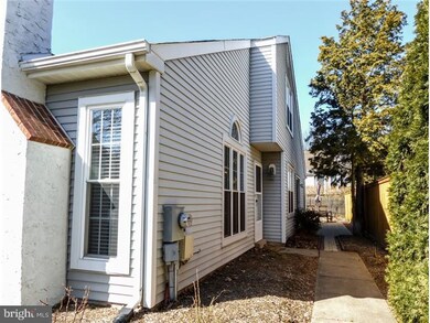 274 Wood Stream Ct, Langhorne, PA 19047 - photo 2