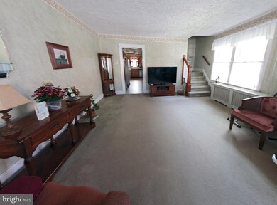 1042 Walnut St, Columbia, PA 17512 - photo 5