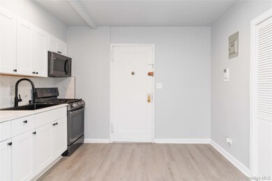37-56 87th St unit 5-D, Jackson Heights, NY 11372 - photo 3