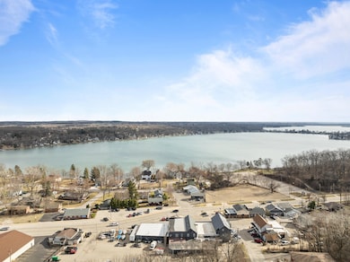 202 E Main St unit 6, Twin Lakes, WI 53181 - photo 7