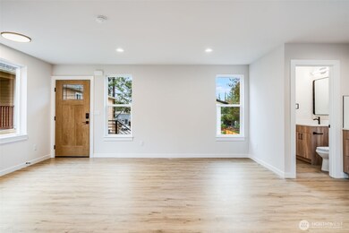 12531 25th Ave NE unit B, Seattle, WA 98125 - photo 6