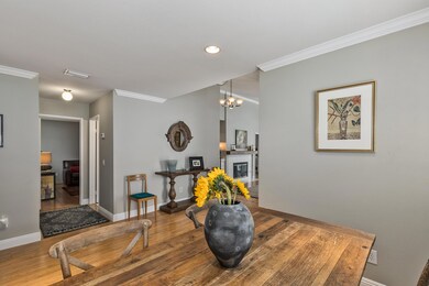 Dining room 2