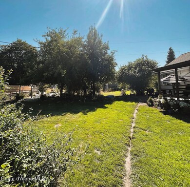 15664 N Spring St, Rathdrum, ID 83858 - photo 2