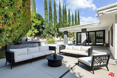 19651 Marilla St, Northridge, CA 91324 - photo 5