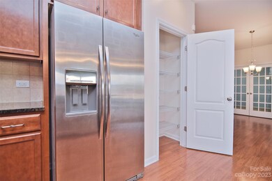 2010 Blue Iris Dr, Matthews, NC 28104 - photo 6