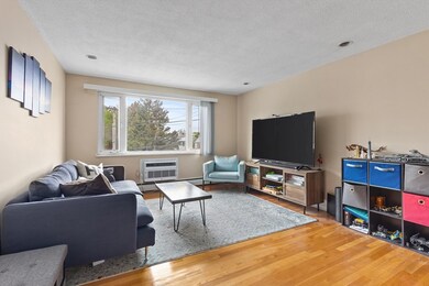 145 Warren St unit 8, Watertown, MA 02472 - photo 2