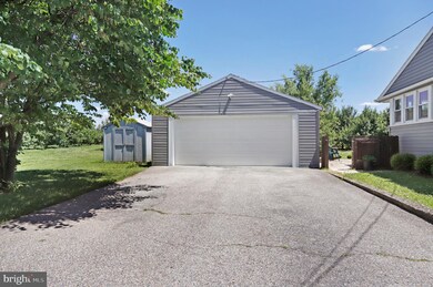 2526 Scotland Rd, Chambersburg, PA 17201 - photo 3