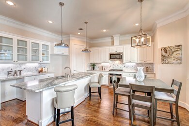 518 Louise St, Houston, TX 77009 - photo 6