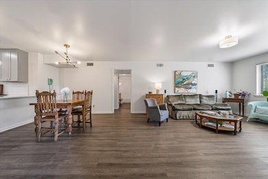 4400 Poplar Ave unit 25, Memphis, TN 38117 - photo 3