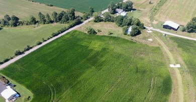 7113 New Washington Bethlehem Rd, New Washington, IN 47162 - photo 4