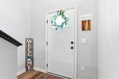 2210 Gateway Curve N, North Saint Paul, MN 55109 - photo 2