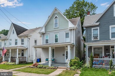 26 S 2nd St, Lemoyne, PA 17043 - photo 2