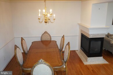 16491 Steerage Cir, Woodbridge, VA 22191 - photo 6