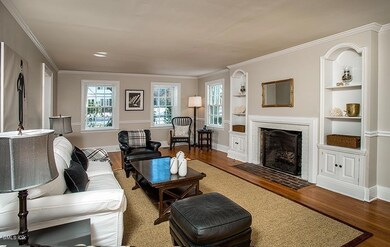 Living room 1