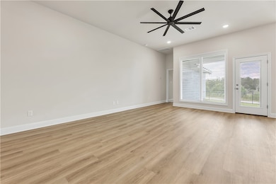 5936 Eldora Dr, College Station, TX 77845 - photo 5