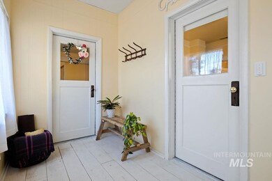 2805 N 36th St, Boise, ID 83703 - photo 4