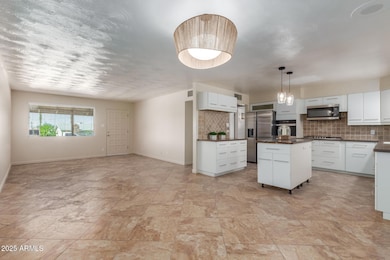 9415 N 16th St, Phoenix, AZ 85020 - photo 7